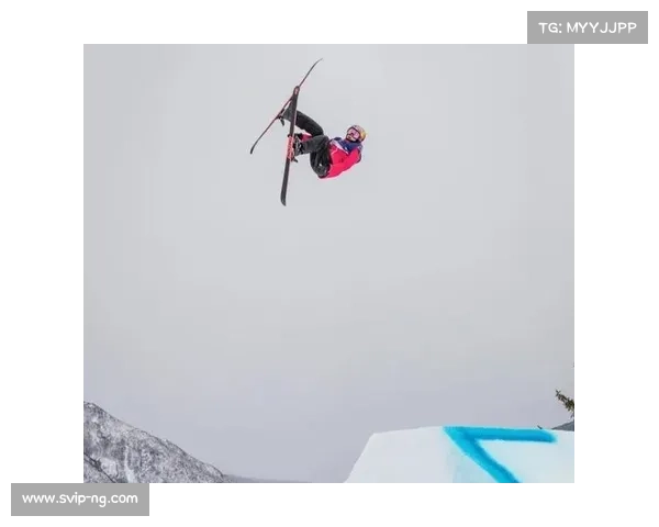 谷爱凌回归训练全力备战新赛季 展现自由式滑雪新高度 谷爱凌回归训练全力备战新赛季 展现自由式滑雪新高度