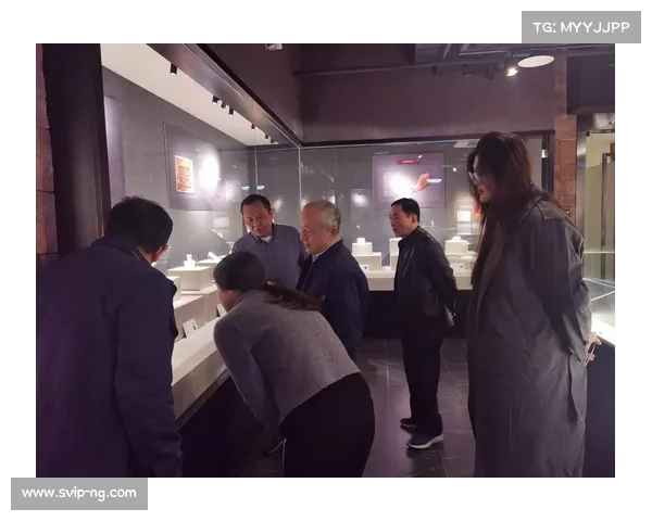 丝绸之路乒乓文物展筹备 唐代球拍仿制品首次亮相展览盛况